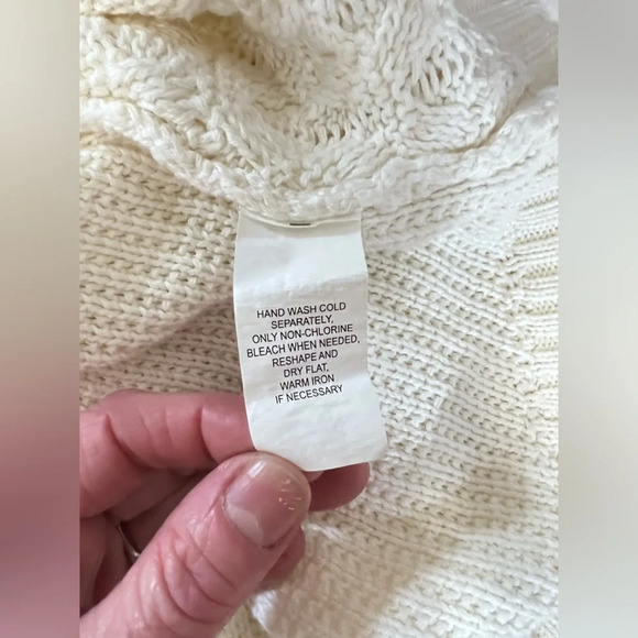JEANNE PIERRE‎ Ivory cable knit sweater size L. - Picture 11 of 11